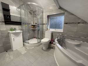 Photo 16- click for photo gallery